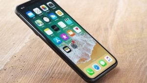 How to fix an Apple iPhone XS that suddenly keeps restarting by itself, unexpected reboot problem