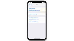 Fix an iPhone XS Max that keeps lagging and freezing when loading apps
