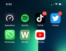 twitter crashes iphone 13 mini 1